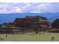 メキシコの世界遺産「モンテアルバン遺跡ツアー」