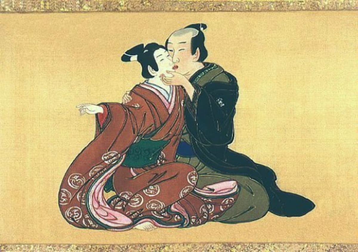 Две раскрепощенные гейши занимаются сексом с довольным гостем