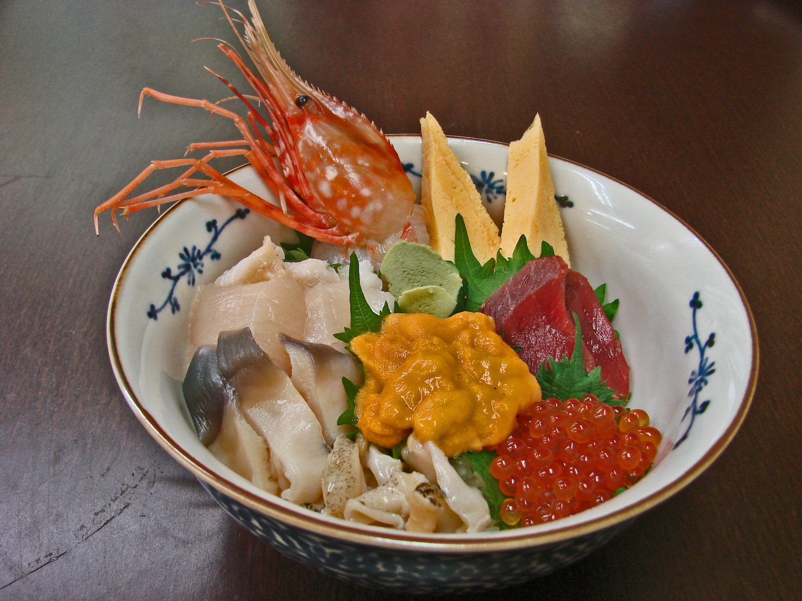 【海鲜小哥金子】【鱼市】北海道帝王蟹还是生的好吃。【小樽】【221101】 - 哔哩哔哩