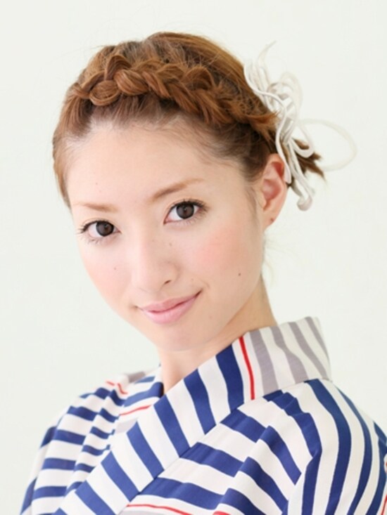 画像：ショート浴衣・表情キリリ！な編み込みヘア [浴衣ヘアアレンジ] All About