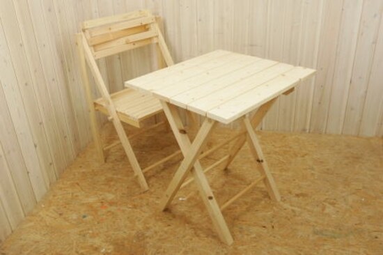 画像：折りたたみテーブルをDIYで作る！キャンプで大活躍まちがいなし！ [DIY・日曜大工] All About