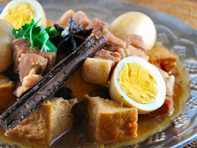 ムーカイパローのレシピ……タイ風豚肉と卵と厚揚げの煮物の作り方