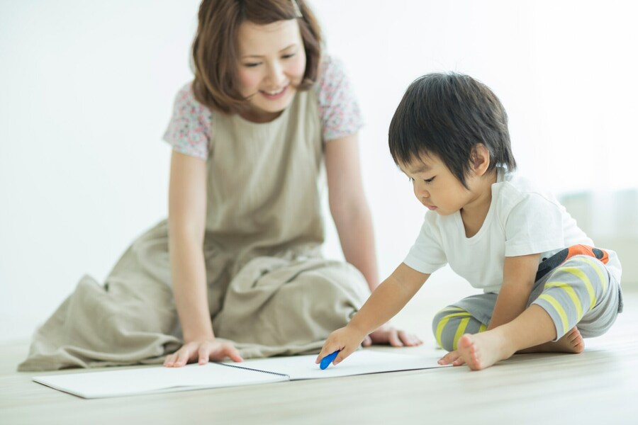 こどもの絵画上達を妨げる5大NG！やってはいけない行動とは