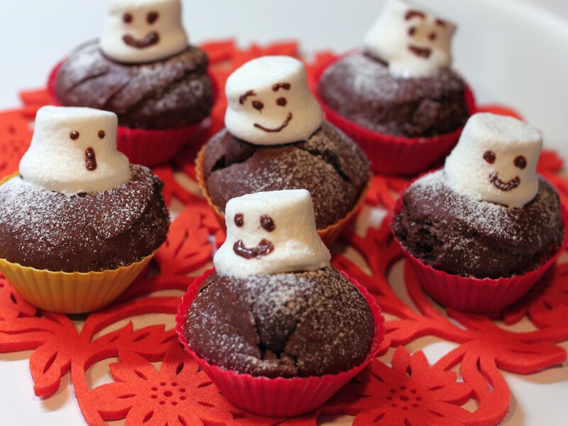 チョコマフィンの作り方！簡単マシュマロおばけマフィンのレシピ ベビママいんふぉ
