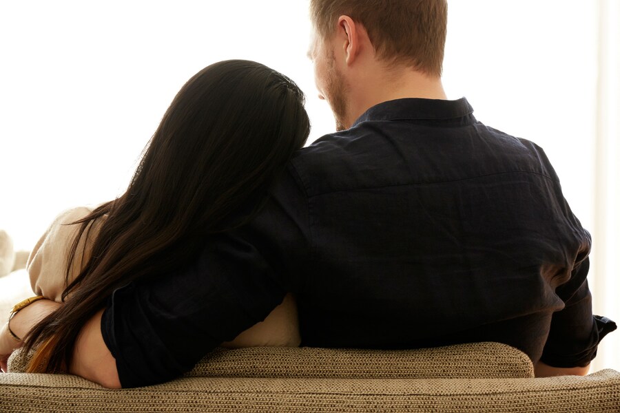 自分の「性的欲求」を夫に伝えるには？ 40代女性の悩み