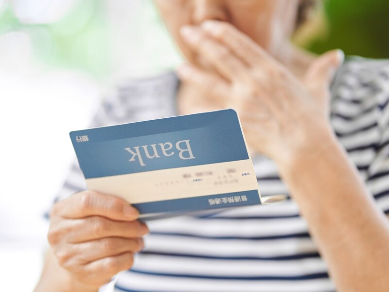 ホストにはまり保険金を使い込み……年金もろくにない義母（80歳）の「とんでもない愚行」とは