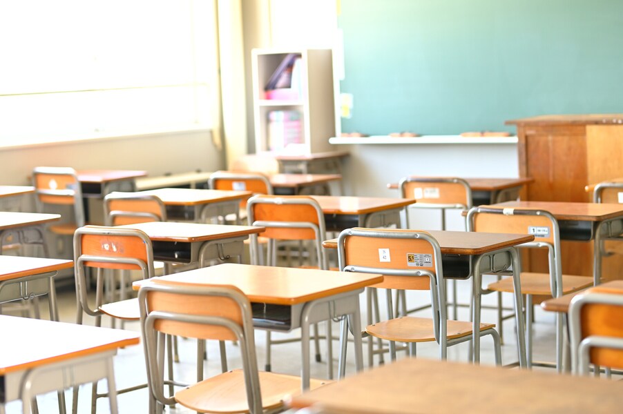 「春休み、学校の先生は何してる？」元教員が明かす、意外な“オフシーズン”の過ごし方
