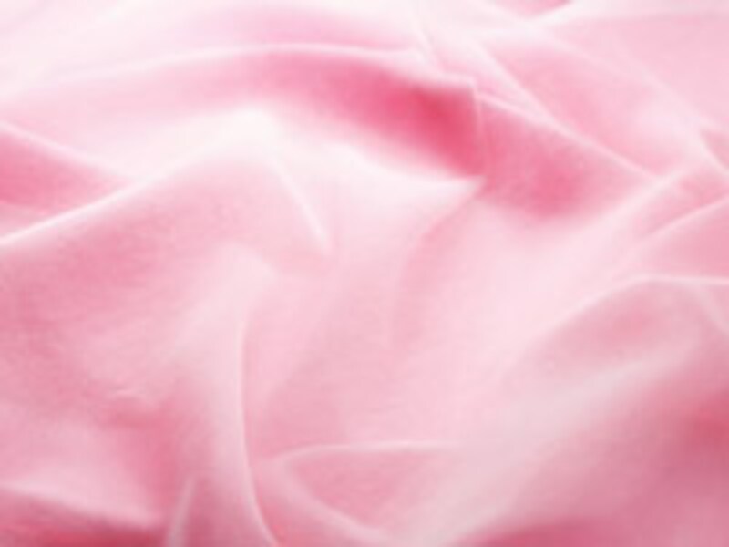 明るいピンクも、2009年の注目色の1つ