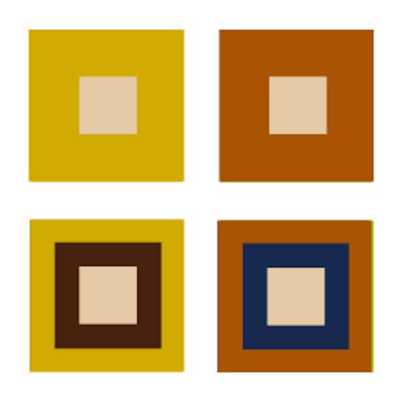 左：ゴールドとファルコンの配色／右：ブラウンとインディゴの配色