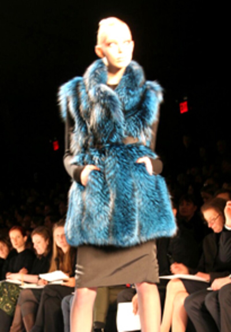 BILL BLASS