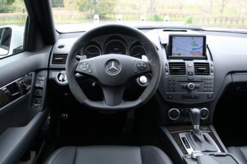 M・ベンツC63AMG