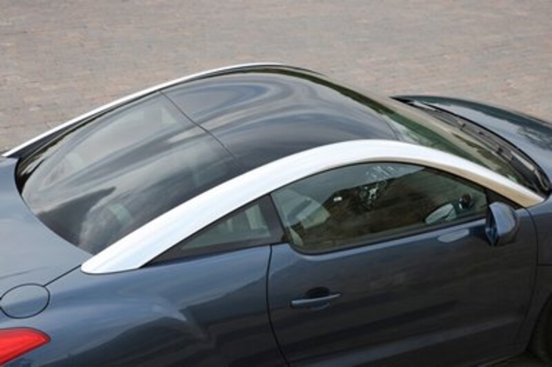 プジョーRCZ