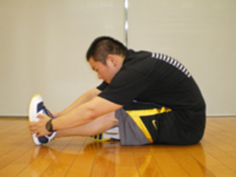 腿裏のストレッチ