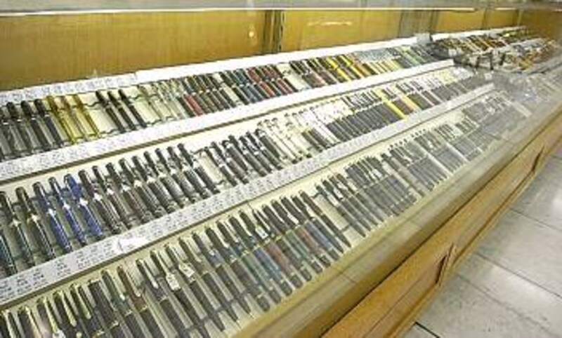 銀座・伊東屋 万年筆売場