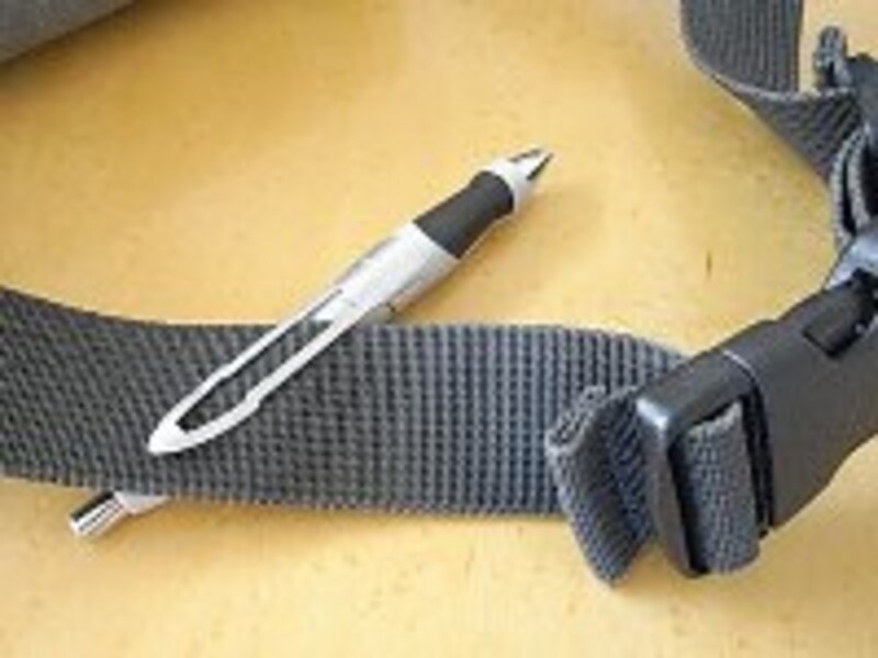 パーカー コンタクト