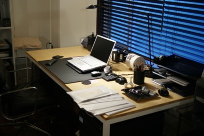 井上広一さんデスク