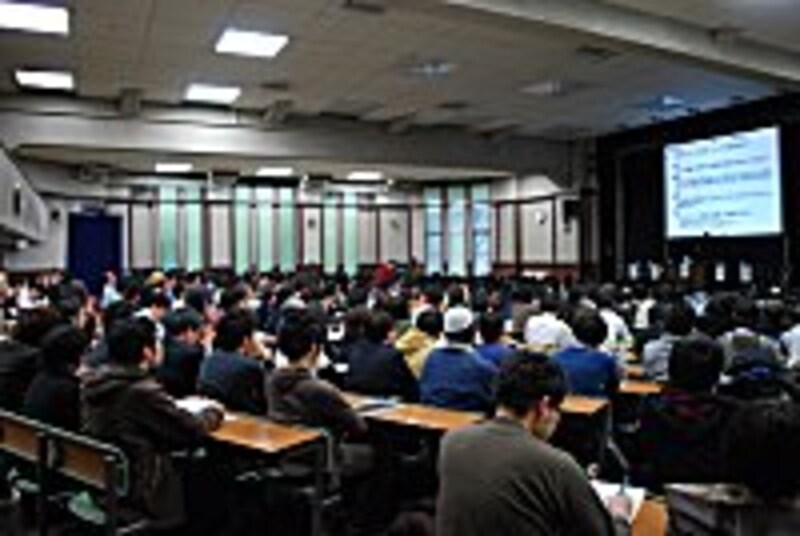 CGMの現在と未来:初音ミク、ニコニコ動画、ピアプロの切り拓いた世界