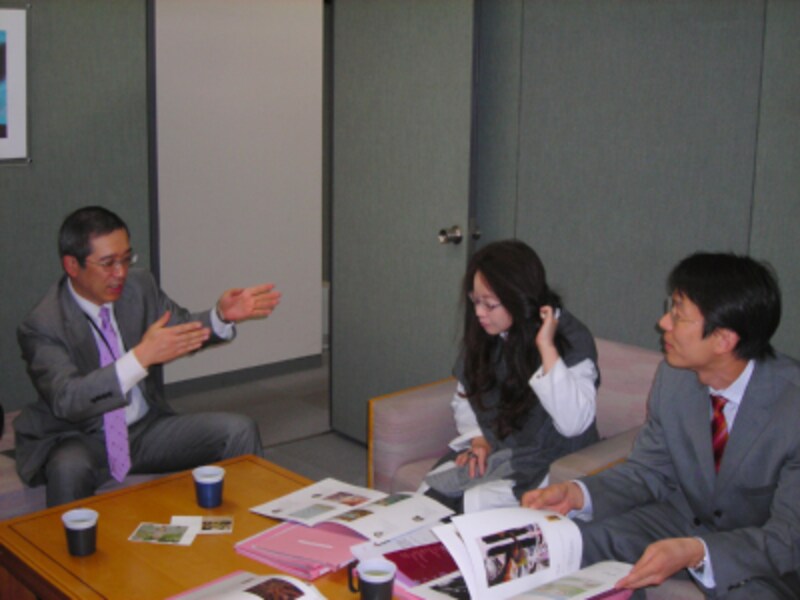 佐藤美術館応接室