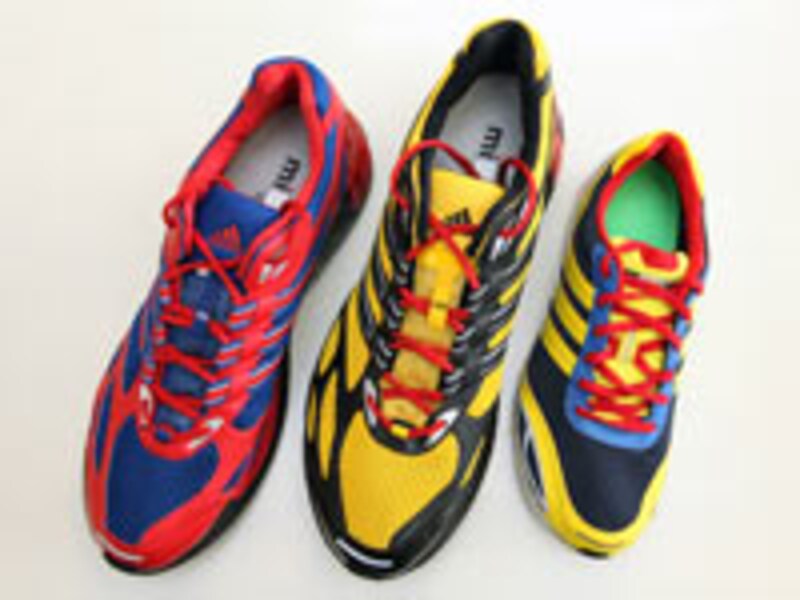 左から武蔵丸さん、コニシキさん、筆者のmiadidas