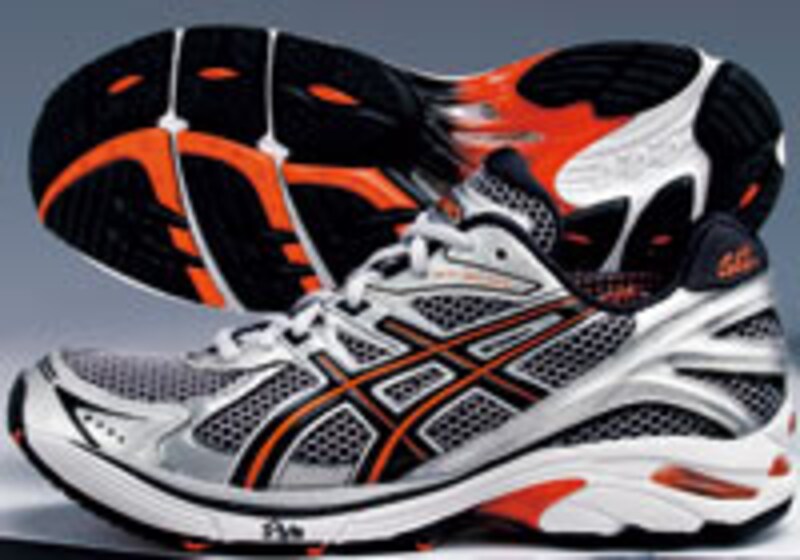 アシックス GT-2140ニューヨーク 12,390円