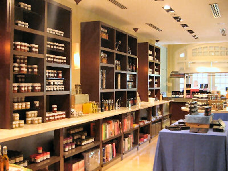 トスSBラッフルズ