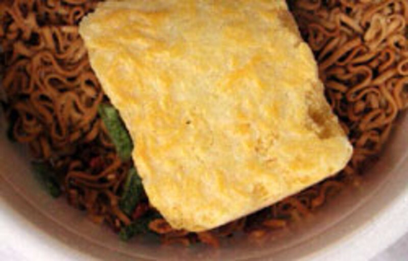 日清食品 チキンラーメン ふんわりたまごの中身