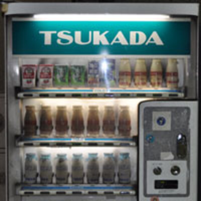 塚田牛乳の自動販売機
