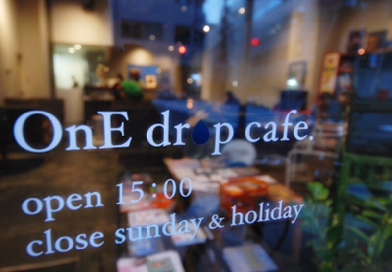 one drop cafeの店内写真