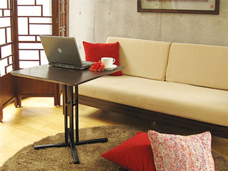 リビングテーブル