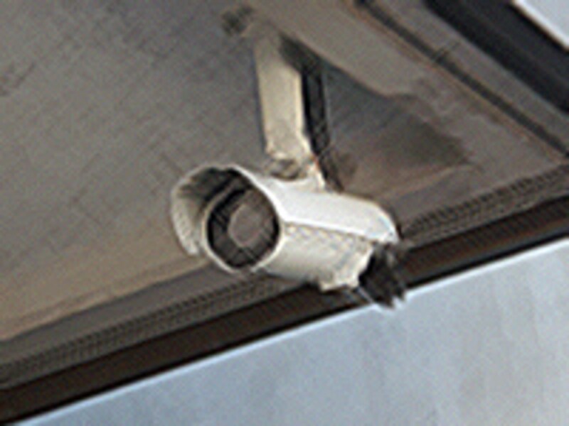 防犯カメラには犯罪抑制力と検挙力あり。