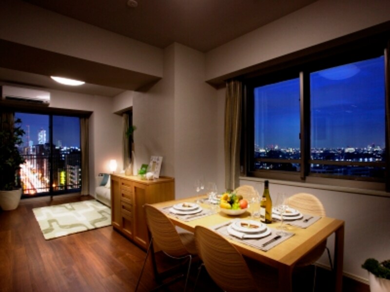 平成21年7月撮影(家具・調度品等は価格に含まれません)