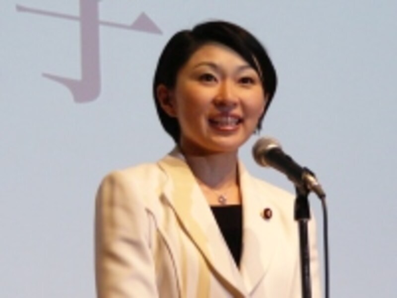 小渕優子大臣