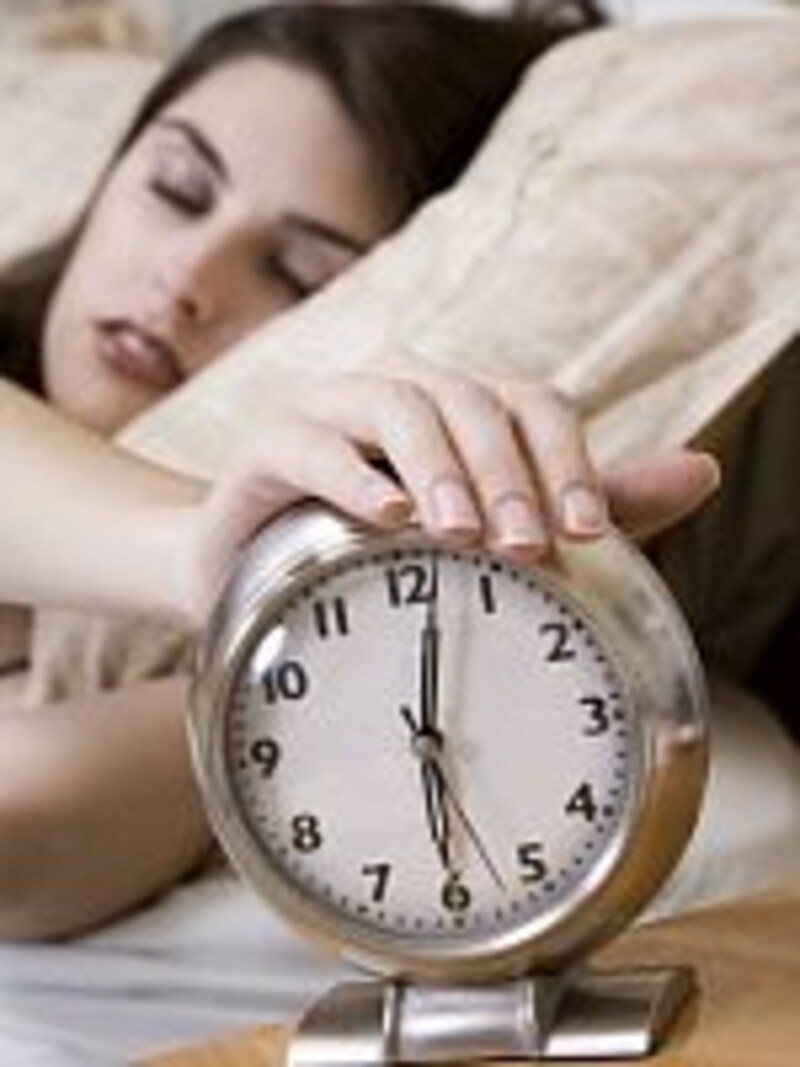 目覚められない女性