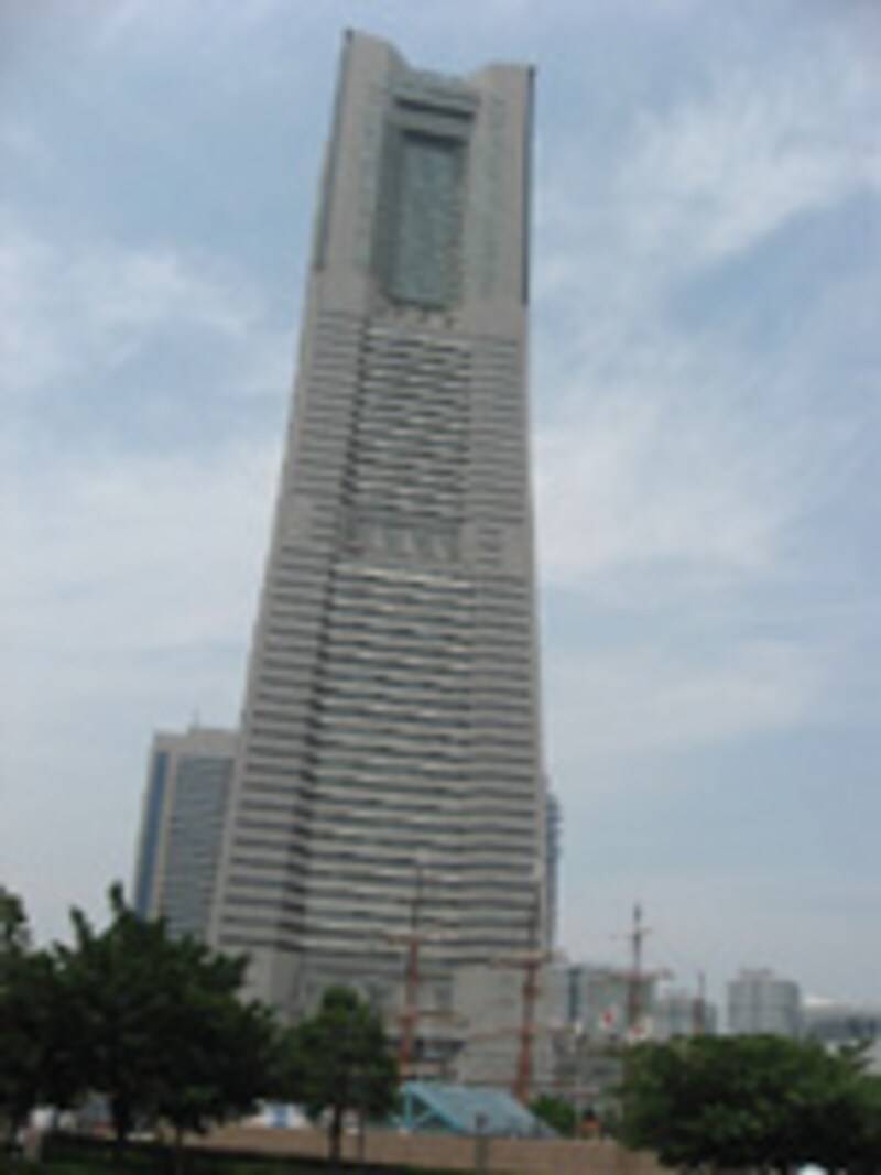 横浜ランドマークタワー