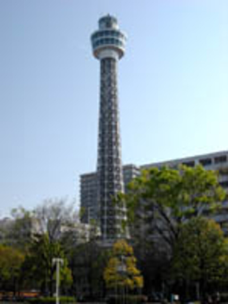 横浜マリンタワー