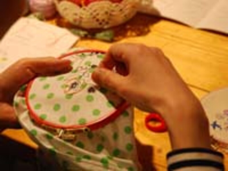 ニットカフェは人気急上昇