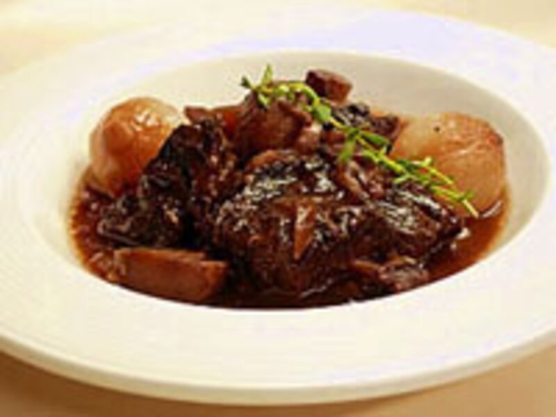 牛ほほ肉の赤ワイン煮
