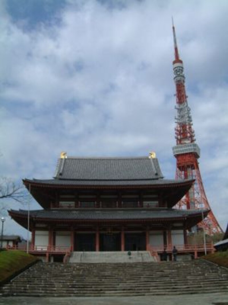 東京タワーを眺める（3）／増上寺より
