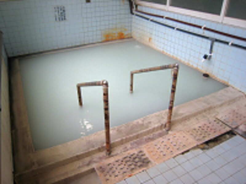 津軽湯の沢温泉 なりや温泉