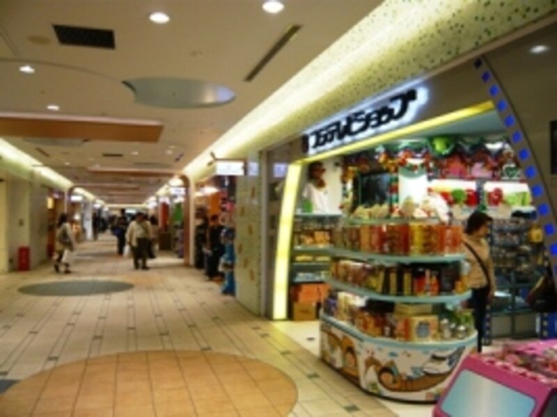 東京キャラクターストリート