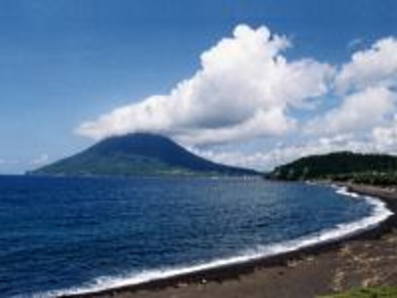 《指宿》長崎鼻から眺める開聞岳