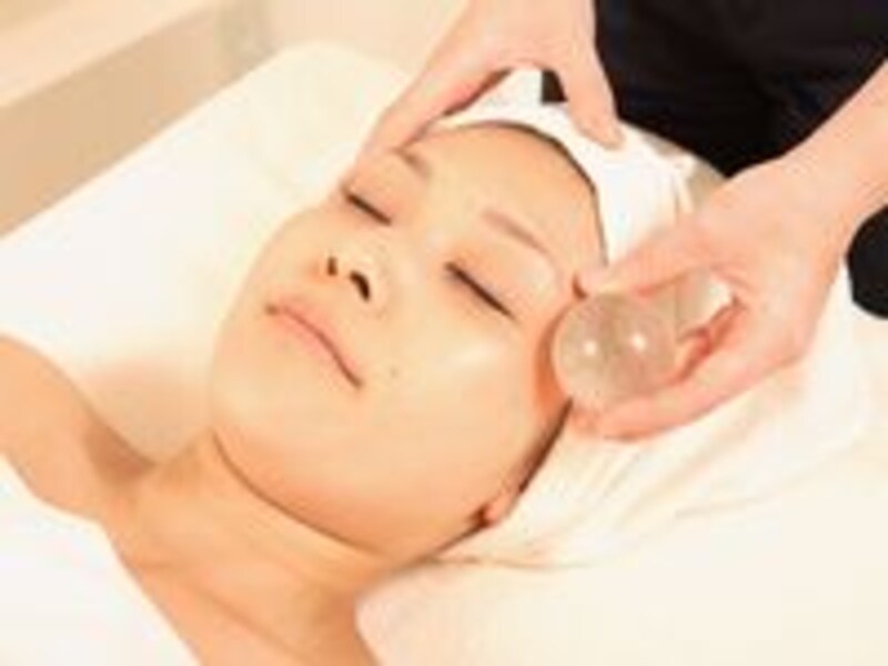 水晶マッサージ