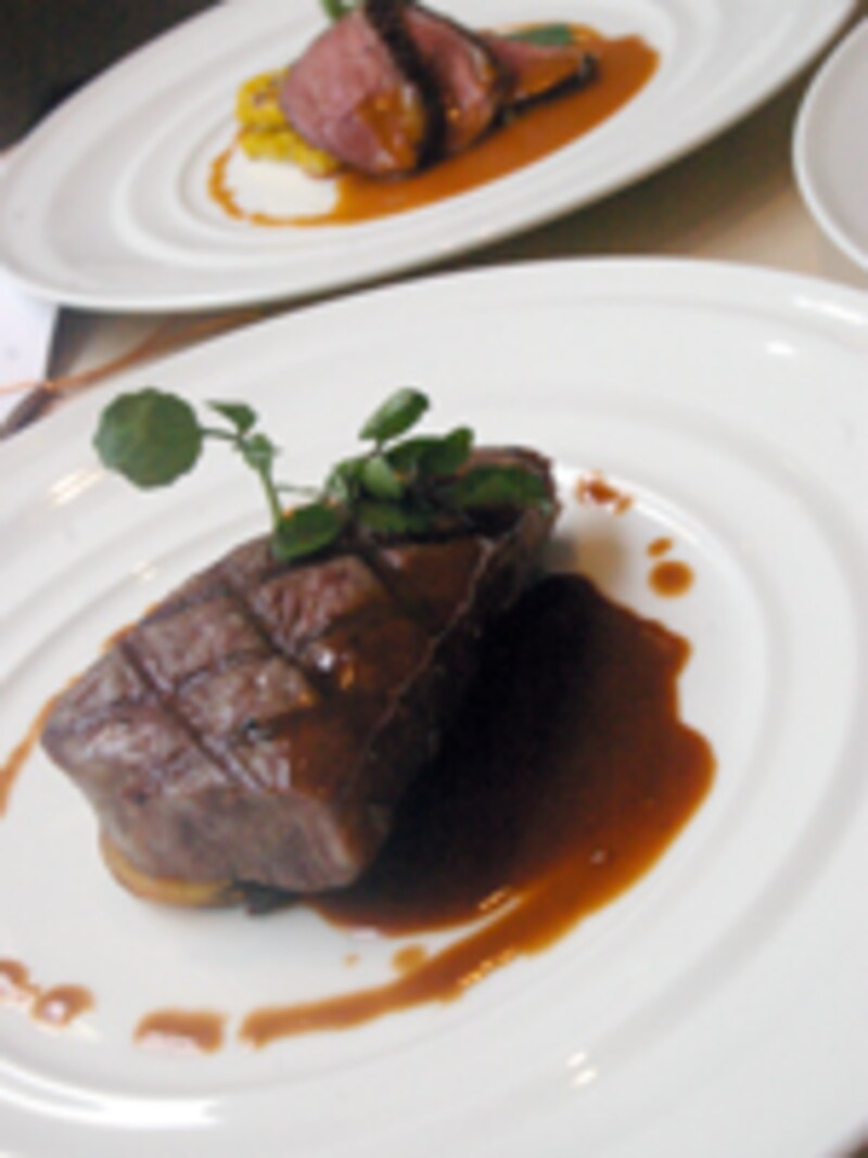 ヴォートルシエージュの肉料理