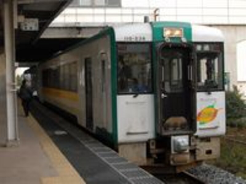 陸羽東線の列車