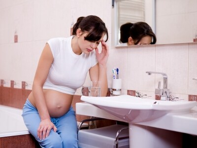 多くの妊婦が苦しむつわりとは?