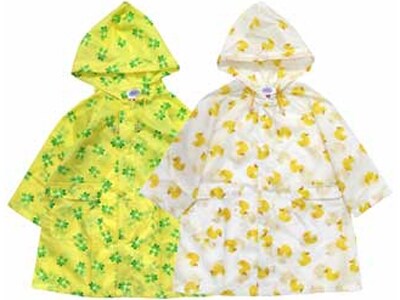 レインコート(カエル) レインコート(アヒル) サイズ-90~120cm 価格-2,192円(税込み) コチラで購入!【画像提供:BOO FOO WOO CO.,LTD.】