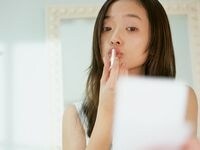 シミ、シワ、毛穴、たるみなど肌を老化させる5大原因って?