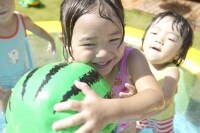 きょうだいやお友達と一緒に遊ばせてみてもいいかもしれません