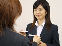 1人1人の目を見て、真摯な気持ちで自己紹介が一番
