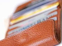 5,000円基準を活用すれば、交際費を全額費用にすることができます